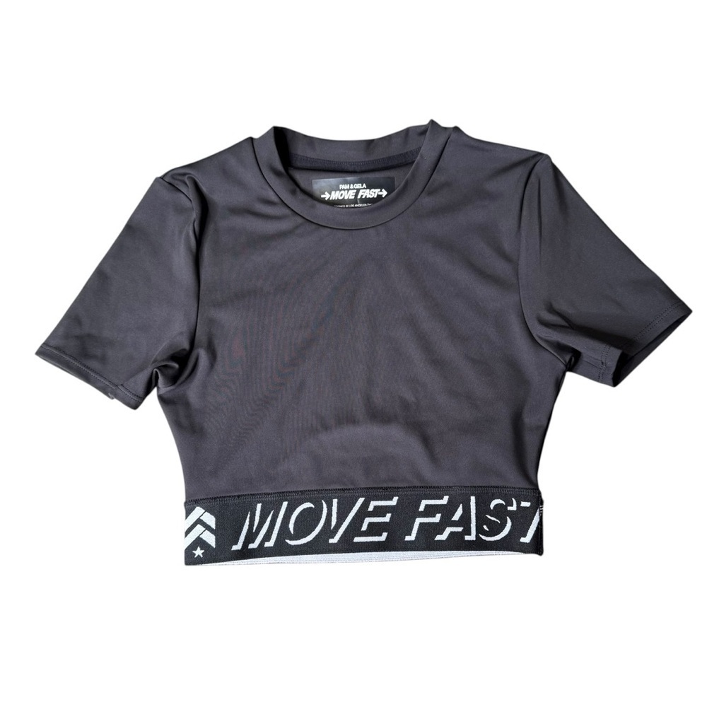 Pam & Gela Size Petite Move Fast Black Short Sleeve Crop Top K1
